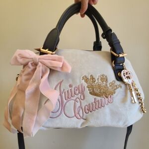 Juicy Couture Bag 💗